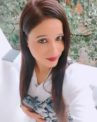 Call Girls in Sihor
