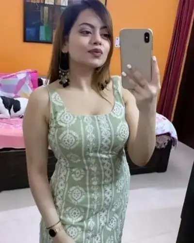 Call Girl in Sihor